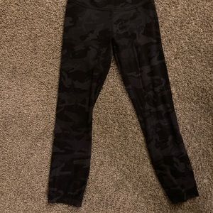 CROPPED* Gently used lululemon leggings